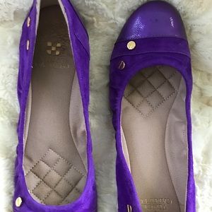 Vince Camuto flats